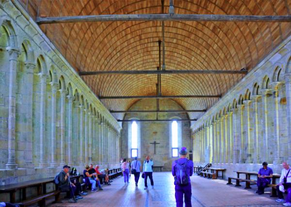 2024-06-20_43_Salle d��Accueil_ the Welcoming or Reception Room for Pilgrims w a Vault in a Large Central Frame Reminiscent of the Nave0001.JPG