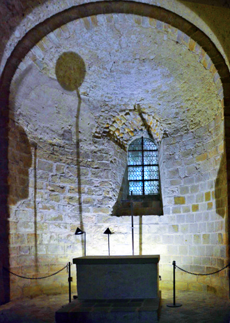 1772308817379971.jpg 2024-06-20_48_St Martin Chapel_ a Very Austere Style Crypt0001.JPG