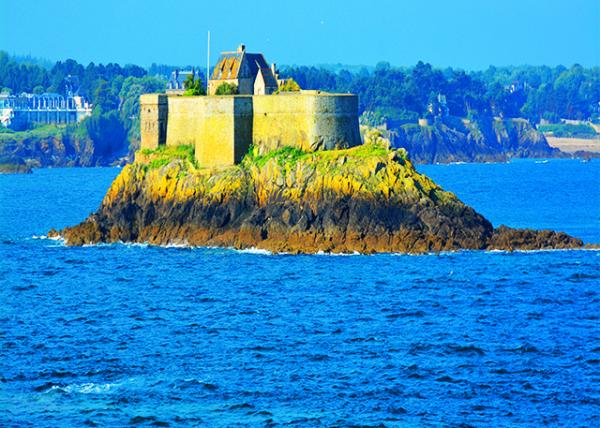 2024-06-20_17_Fort Harbour_ the Last Fort Built to Protect Saint-Malo_ Facing Dinard0001.JPG