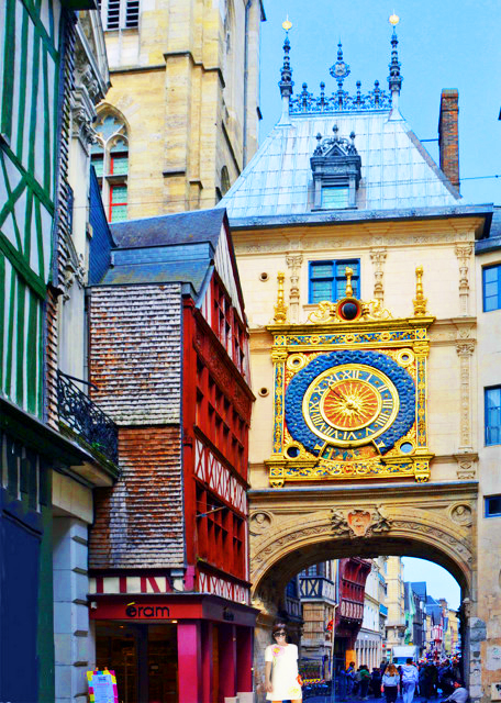 2024-06-21_79_Gros-Horloge in a Renaissance Arch Crossing the Rue du Gros-Horloge-10001.JPG