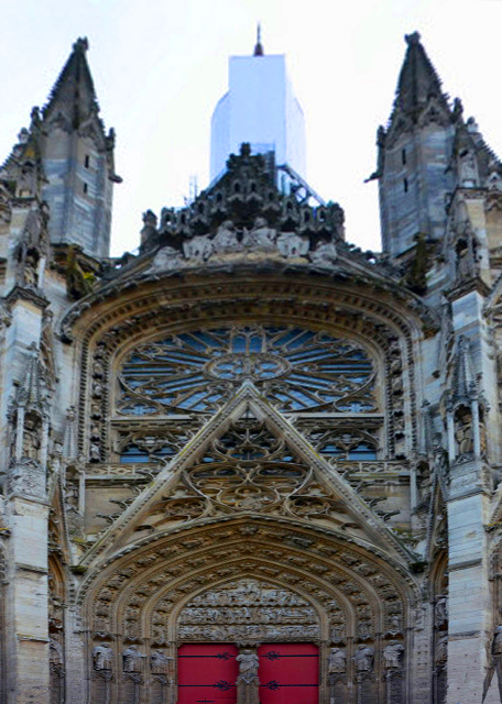 2024-06-21_08_Details of the Sculpture in the Voussures over the Portal of Notre-Dame0001.JPG