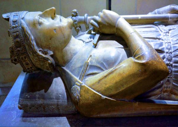 2024-06-21_30_Tomb w the Heart of Richard the Lionheart Died in 11990001.JPG