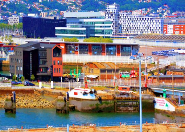 2024-06-21_03_Seine Pilot Station over Canal de Tancarville0001.JPG