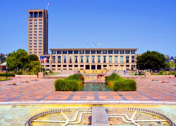 2024-06-21_17_City Hall w American-Like Skyscrapers0001.JPG