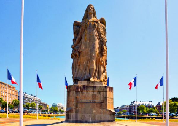 2024-06-21_23_Memorial to the Victims of WWII Shellings0001.JPG