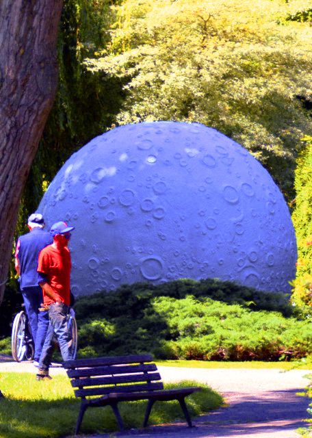 2024-06-21_42_Saint-Roch Square Public Park_The Moon Landed in Le Havre” by Arthur Gosse0001.JPG