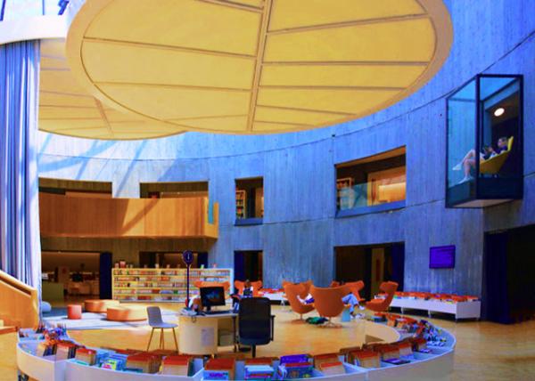 2024-06-21_50_Oscar Niemeyer Library0001.JPG