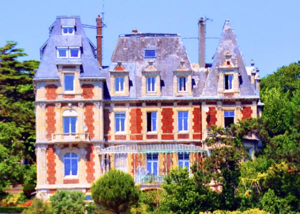 2024-06-21_55_Ch?teau des Montalets Built from the 11th and 12th Centuries0001.JPG