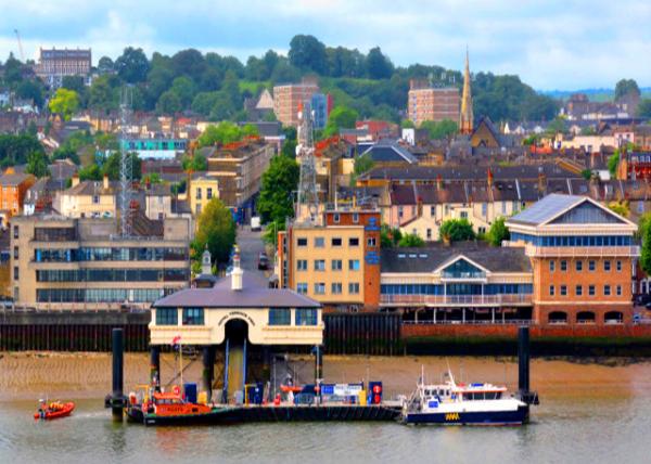 2024-06-22_13_Gravesend_Royal Terrace Pier & London River House0001.JPG