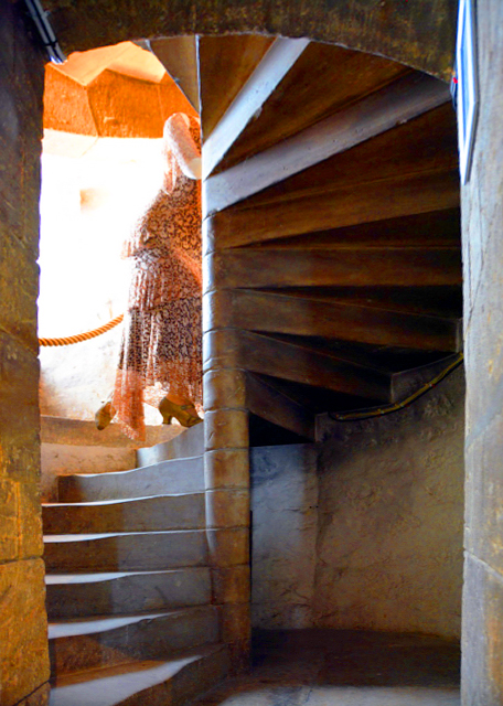 2024-06-22_22_A Spiral Staircase Added  in the Style of the 16th Century to the South Side of the Fountain Court by French Designer Armand-Albe.JPG