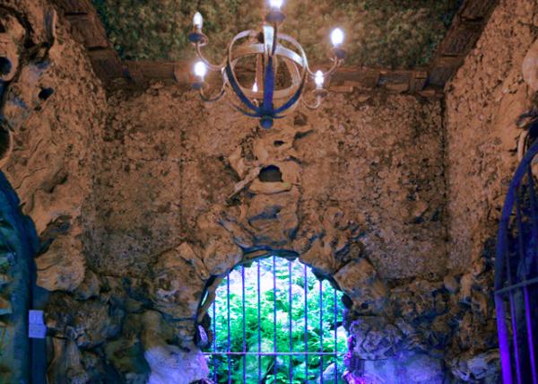 2024-06-22_54_Inside Shell Grotto0001.JPG