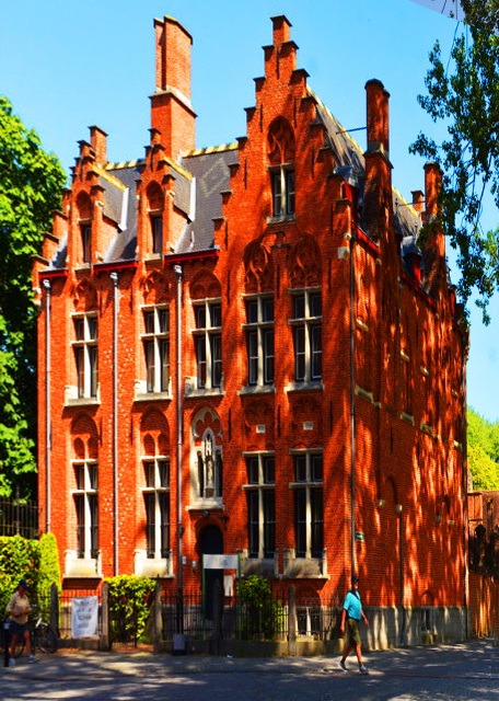 2024-06-23_09_Minnewaterpark_Sashuis or Lock Keeper's House a 17th Century Gothic Style Estate Serving as a Social Services Organization0001.jpg
