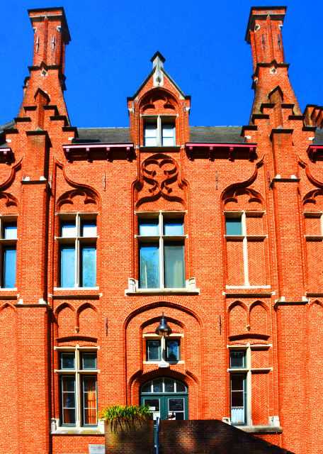 2024-06-23_11_Begijnhof_ or Beguinage Created in 1245 by the Countess of Flanders_ Margaret of Constantinople_ & Currently Inhabited by Benedictine Nuns0001.JPG