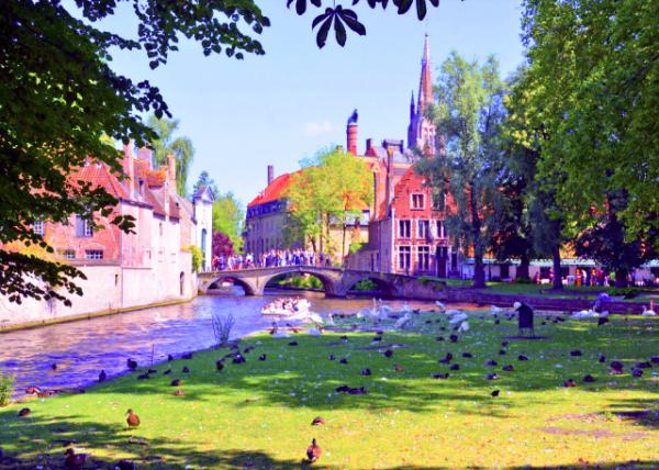 2024-06-23_25_Wijngaardplein in Front of Beguinage Bridge Led into Another_ Mysterious World0001.JPG