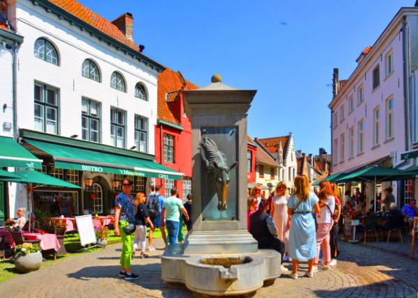2024-06-23_26_Horse Head Drinking Fountain0001.JPG