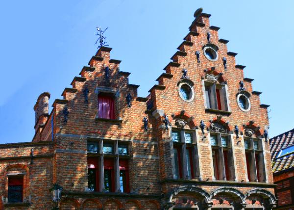 2024-06-23_38_Composition of 2 Deep Houses w Crow-Stepped Gables0001.JPG