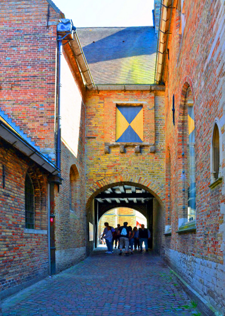 2024-06-23_42_Museum Sint-Janshospitaal_ Home to an Array of Architectural Marvels0001.JPG