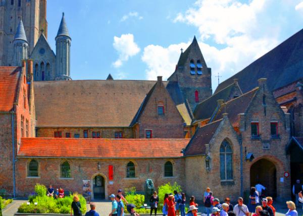 2024-06-23_46_Memling Museum_ a Museum of the Old Hospital & Its Pharmacy0001.JPG