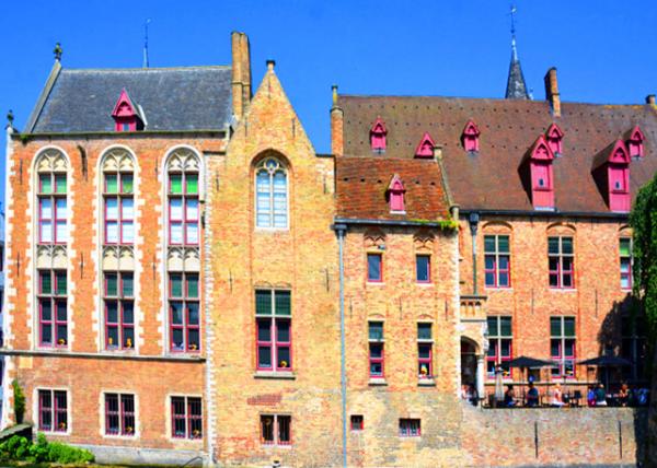 2024-06-23_75_Perez de Malvenda House  Hiding the Holy Blood Relic During the Religious Unrest of the 16th Century0001.JPG