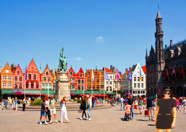 2024-06-23_113_Markt Overrun by Tourists in Summer-10001.JPG