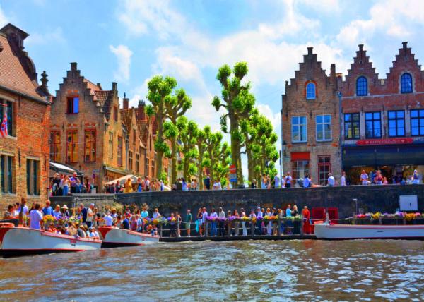 2024-06-23_134_Rozenhoedkaai or Rosary Quay0001.JPG