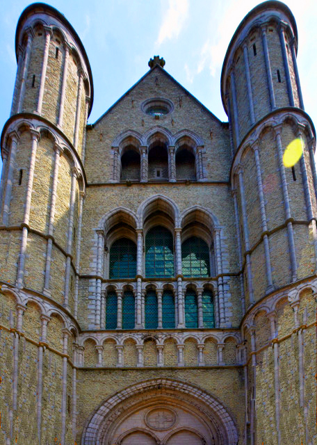 1772423055116057.jpg 2024-06-23_04_Fa?ade Built in the 13th Century on the Site of an Earlier Romanesque Church0001.JPG