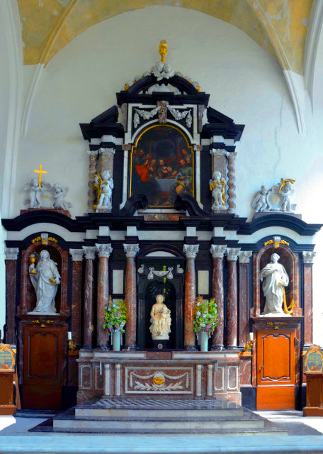 1772424816850084.jpg 2024-06-23_180_Madonna by Michelangelo_ 1501-15040001.JPG