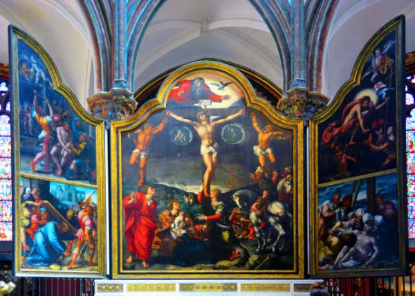 2024-06-23_167_Triptych Passion of Christ-10001.JPG