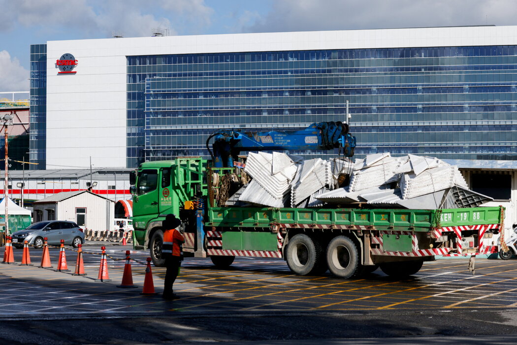 台湾少数几家工厂——如台积电运营的这家工厂——生产了世界上绝大多数的先进计算机芯片。