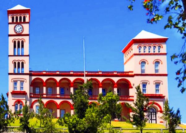 2024-08-08_29_Sessions House, Home of Bermuda's House of Assembly & Supreme Court, the 1st Stone Bldg0001.JPG