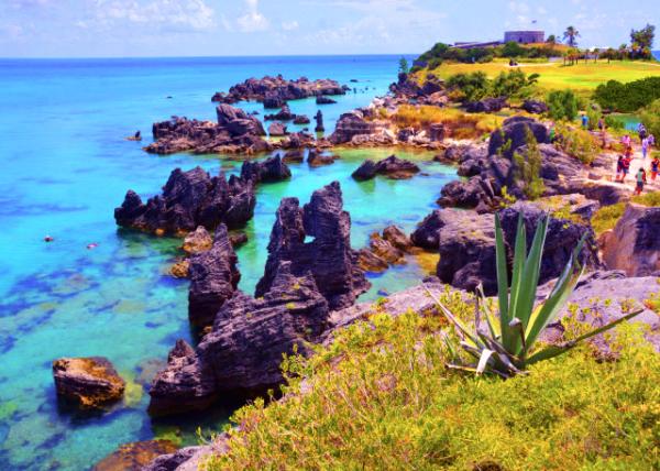 2024-08-08_42_Bermuda Lagoon_ Turquoise Colored Water of Achilles Bay0001.JPG