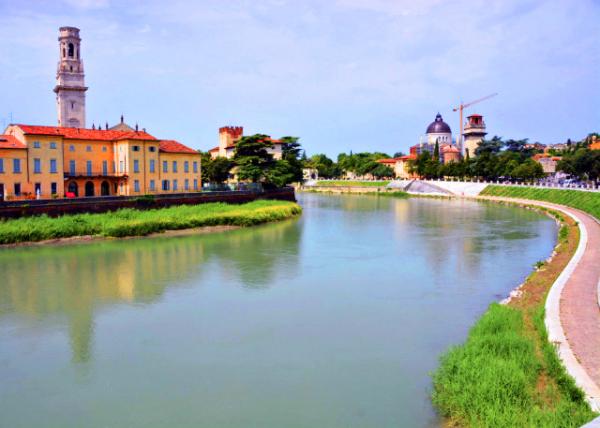 2018-07-10_Adige_Duomo di Verona & Campanile San Giorgio in Braida Duomo di Verona ά���ɴ������ ��������ʥ��������¥��0001.JPG