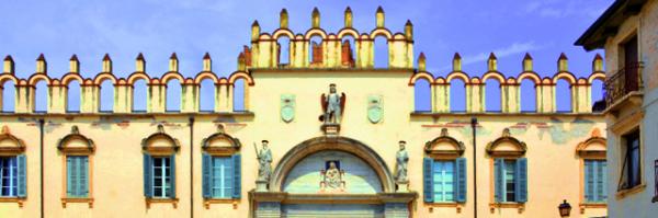 2018-07-10_Bldg_Palazzo del Vescovado ���̌m-10001.JPG