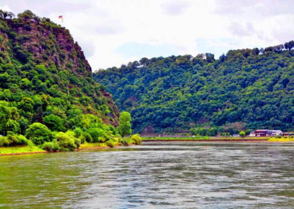2017-08-19_Panorama of Loreley Rock ������Ů��ʯȫ��-20001.JPG