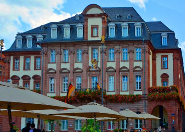 2017-08-20_Market Place_Town Hall ������10001.JPG