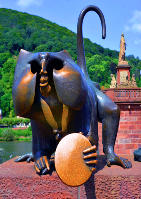 1774191485209385.jpg 2017-08-20_Sculpture_Old Bridge Mandrill 老桥铜猴-10001.JPG