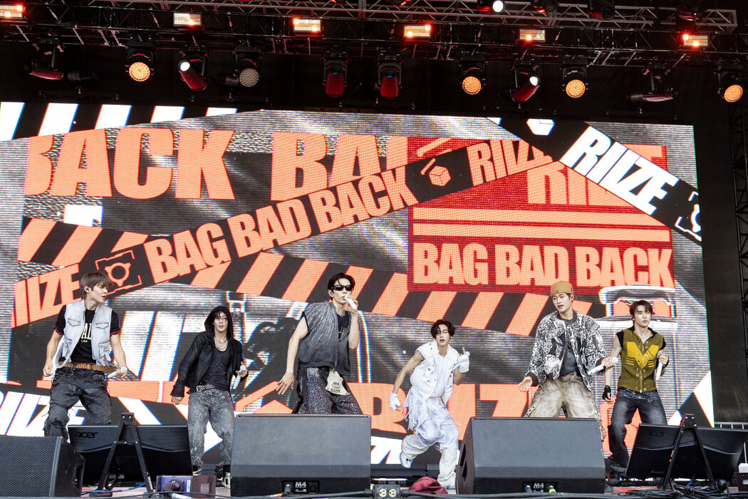 Shotaro(左三)去年在得克萨斯州奥斯汀的Riize演唱会上。