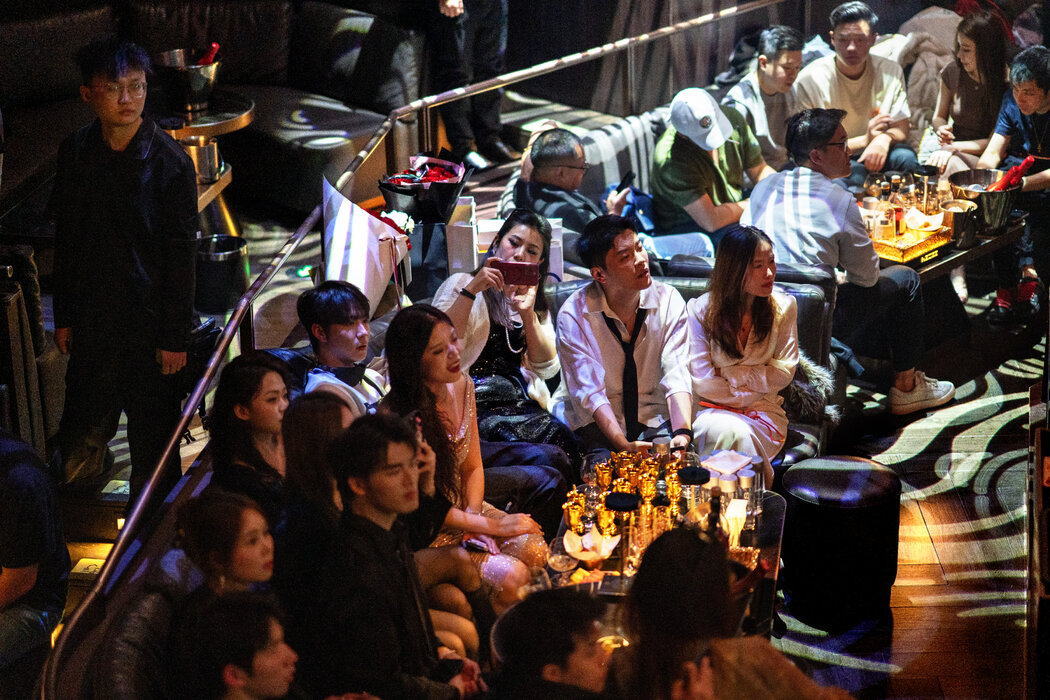 ���d���@INSҹ����C���w�ȵİ˼҈��^֮һ����KZ��