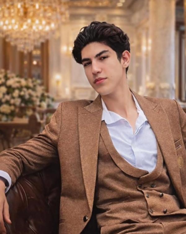 108  HD_GVkoWwAEgrv-.jpg