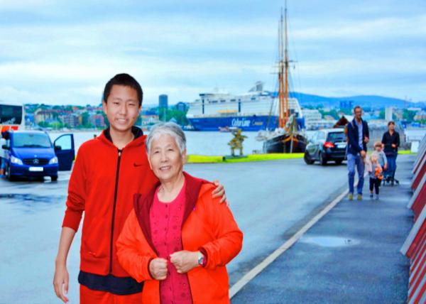 2016-06-26_Looking over Kongen Marina from Fram �׸���ͷ-10001.JPG