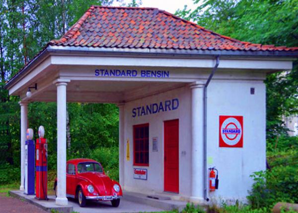 2016-06-26_Norsk Folkemuseum_Standard Oil Gas Station of 1928 Relocated from Holmestrand ��ʯɽ��̲�������1928���׼����վ0001.JPG