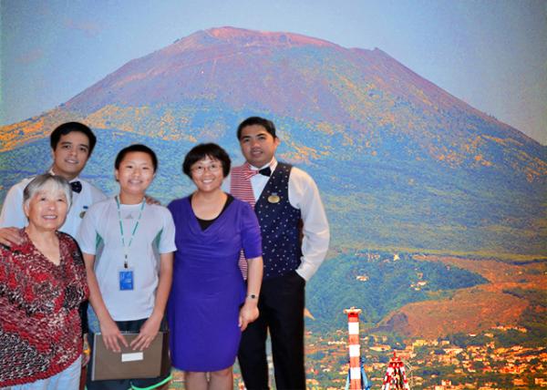 2015-07-03_Mt Vesuvius Main Cone of Vesuvius & Cliff of Monte Somma's Caldera Separated by the Inferno & Gigante Valley-20001.jpg