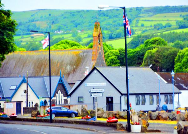 2016-07-11_Glenarm_ Village Ctr ���˴塤������0001.JPG