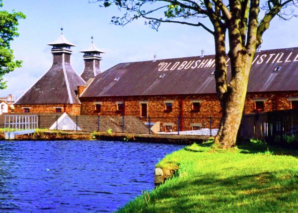 2016-07-11_Old Bushmills Distillery_Irish Whiskey  �ϲ�ʲ�׶�˹��Ƴ�����������ʿ��0001.JPG