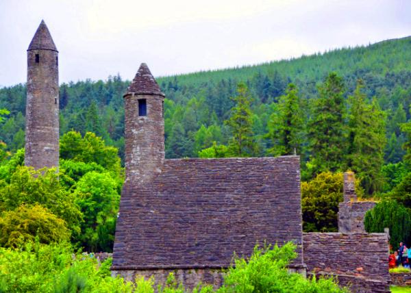 2016-07-10_Glendalough_Saint Kevin's Monastery & Round Tower-20001.JPG
