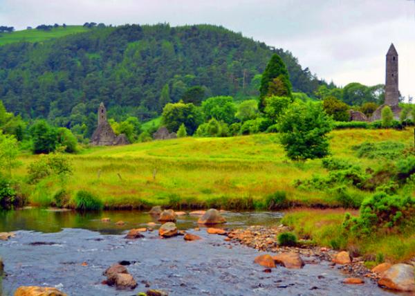 2016-07-10_Glendalough_Saint Kevin's Monastery by Lower Lake ʥ�����޵�Ժ�����º�-20001.JPG