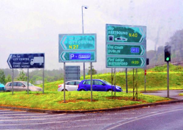 2016-07-09_Cork_Signpost ·��0001.JPG