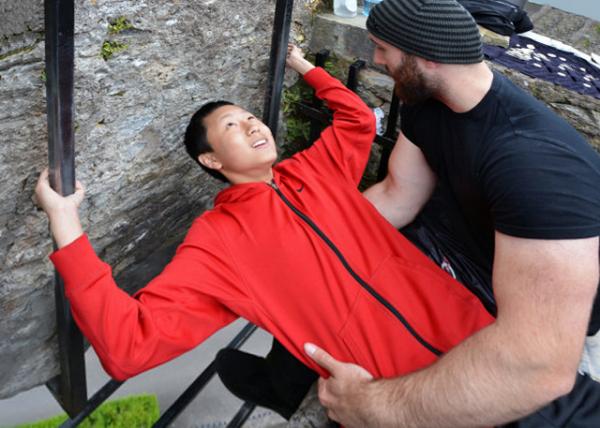 2016-07-09_Blarney Castle_Kissing the Blarney Stone-20001.JPG
