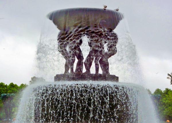 2016-06-26_Vigeland Sculpture Park_The Great Fountain ά�������ܹ�԰������Ȫ10001.JPG