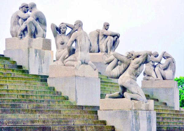 2016-06-26_Vigeland Sculpture Park_Embrace of Life ӵ������-30001.JPG